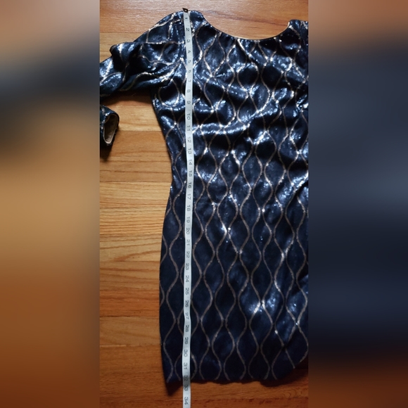 Dress the Population Long Sleeve Sequin Blue & Gold Women's Medium Deep V BACK - Picture 3 of 11